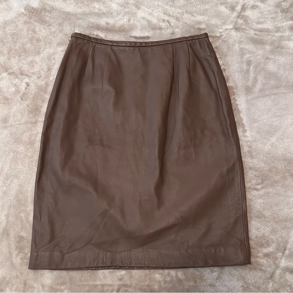 Genuine leather skirt (etcetera)